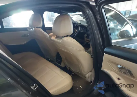 2019 BMW 330Xi xDrive из США, поврежденный, VIN WBA5R7C5XKFH12284